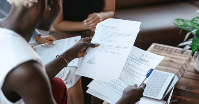 leader providing guidance through a development plan