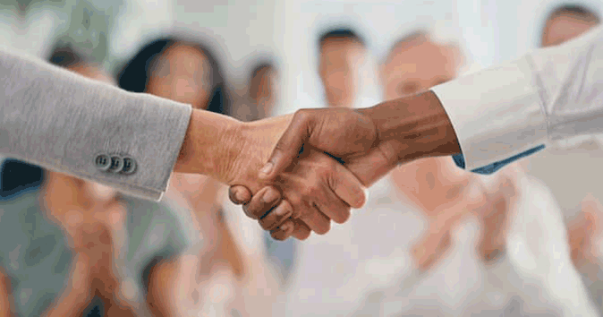 workers having a good onboarding process