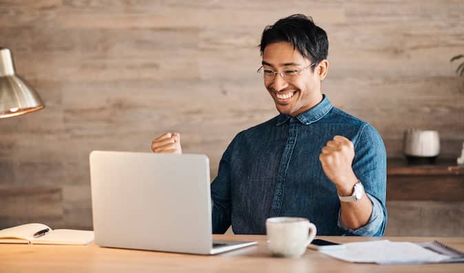 team leaders keep individual employees engaged and encourage employees through rewards and recognition