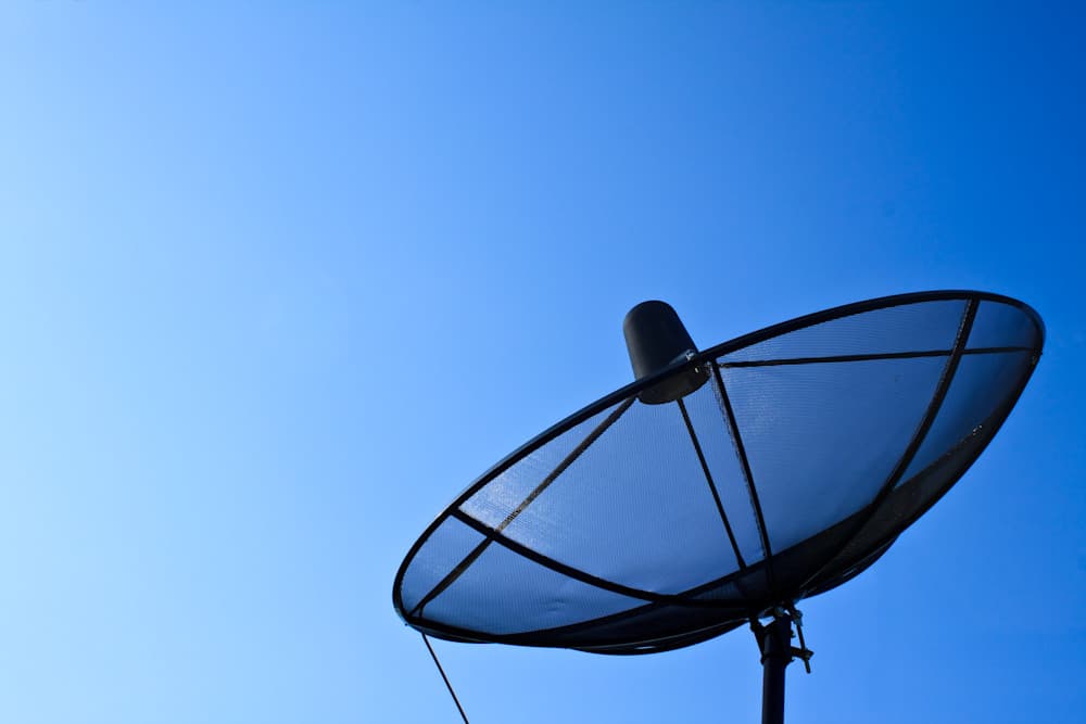 Signals, a radio satellite reciever