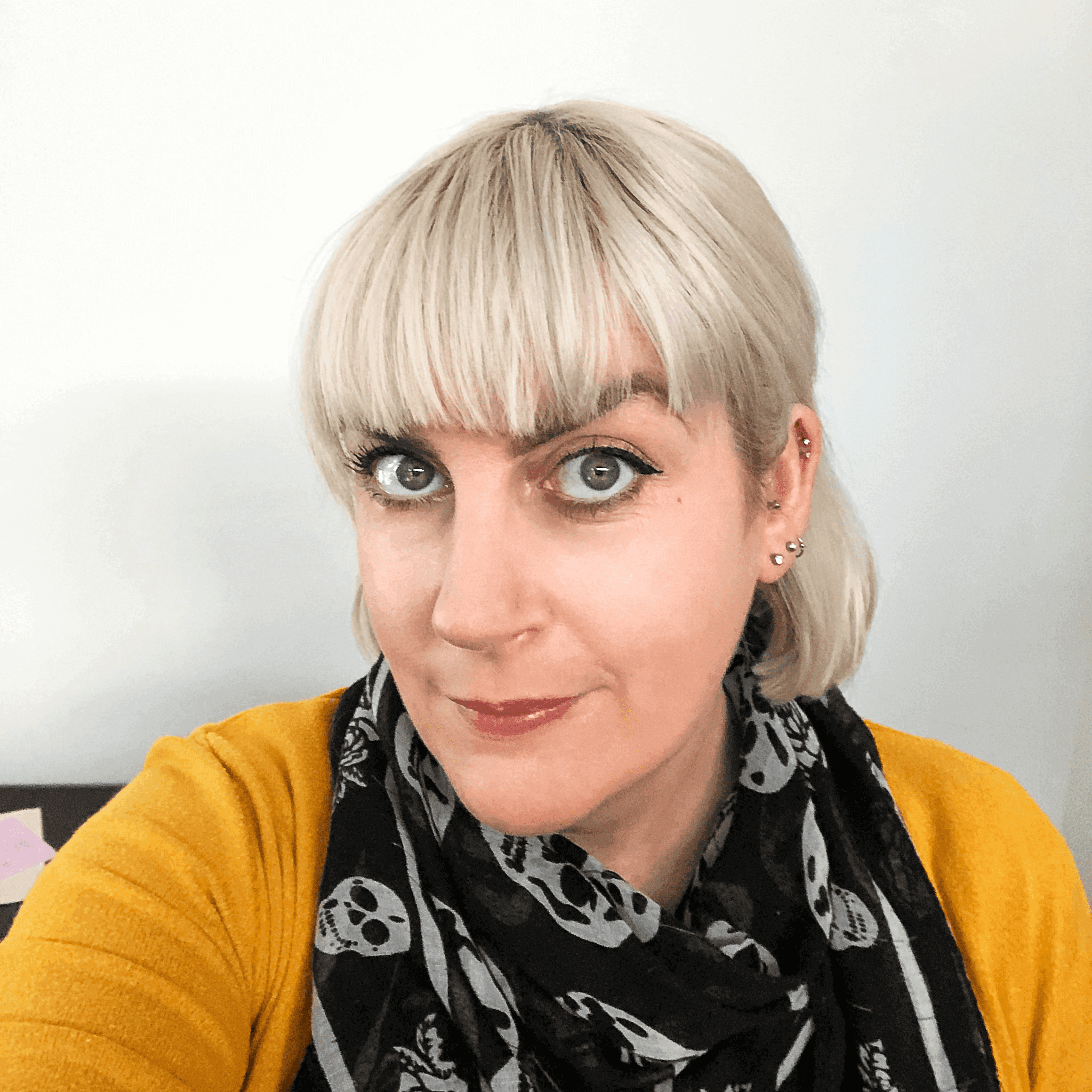 Simone_Profile-Sq-min (1) (1).png