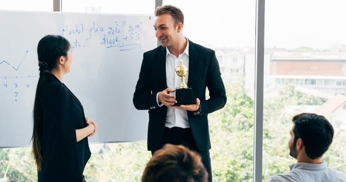 16 Employee Recognition Examples for 2023 | Workhuman